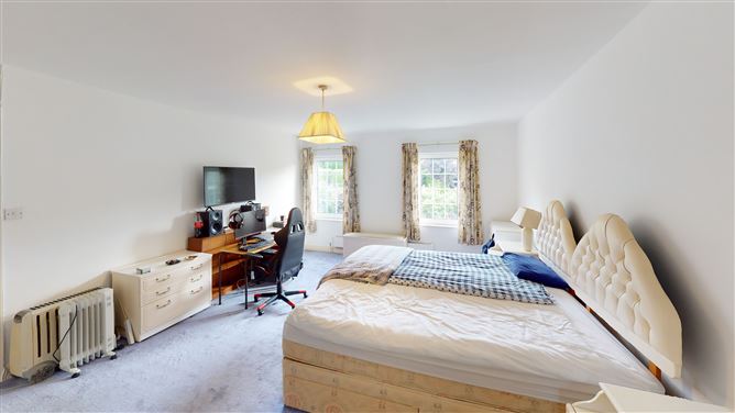 16 Mount Ovel, Rochestown, Cork