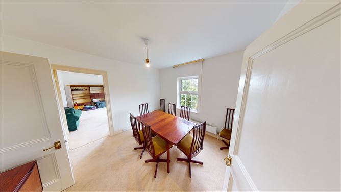 16 Mount Ovel, Rochestown, Cork
