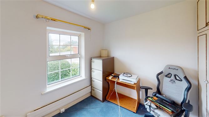 16 Mount Ovel, Rochestown, Cork
