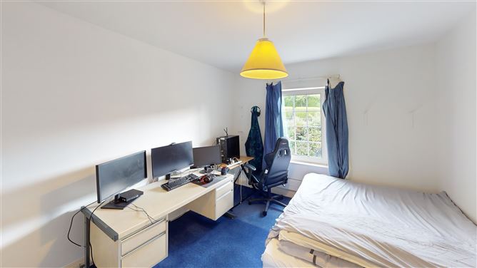 16 Mount Ovel, Rochestown, Cork