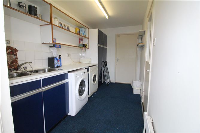 16 Mount Ovel, Rochestown, Cork