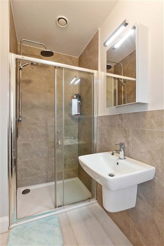 49 Bishops Gate, Kilternan, Dublin 18