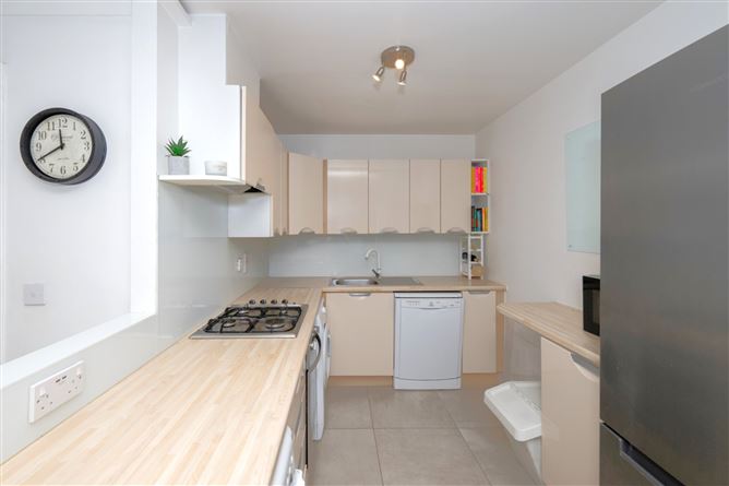 105 Brideholm, Commons Road, 