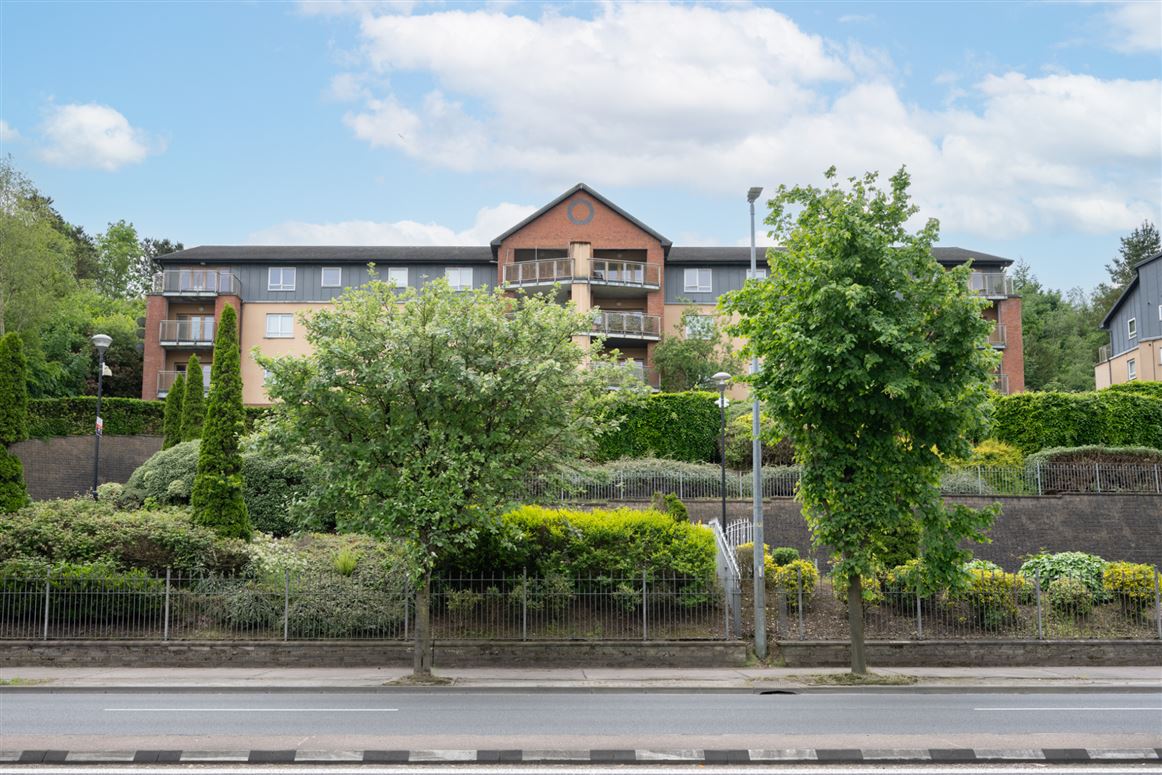 105 Brideholm, Commons Road, 