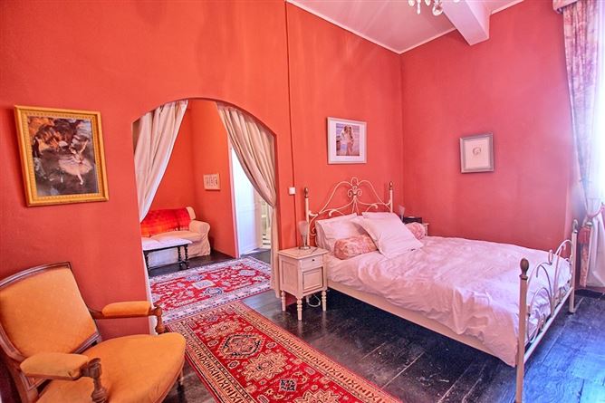 Private, Rue de Tournefeuille, Aude, Belpech