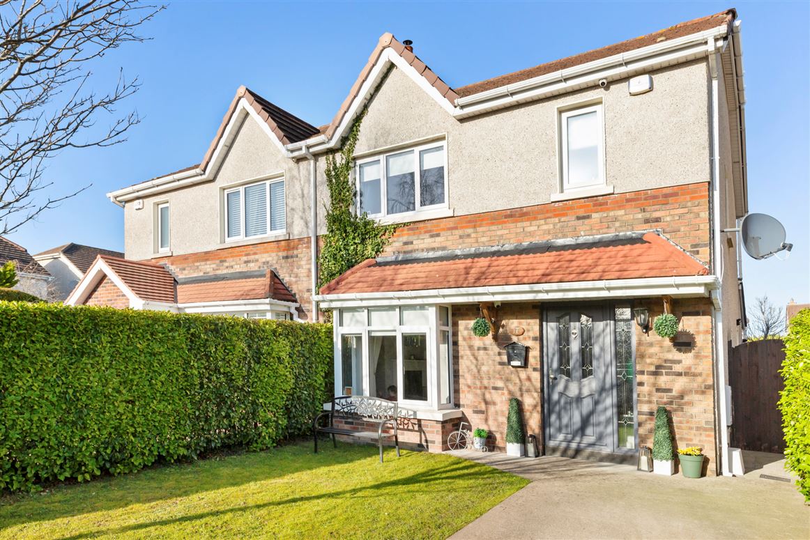 17 Tullyhall Avenue, Lucan, Co.Dublin