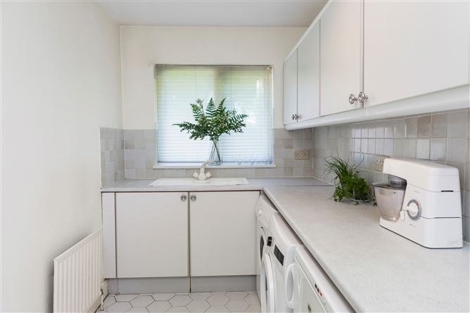 45 Foxrock Manor, Foxrock, Dublin 18