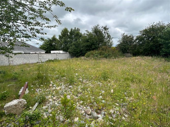 Site at Oakwood, Woodlawn Road, Killarney, Co. Kerry