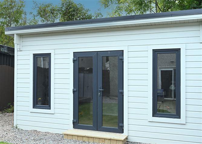 30 Upper Clevedon, Carrigaline, Cork