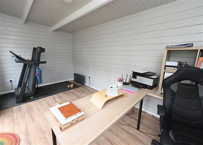 30 Upper Clevedon, Carrigaline, Cork