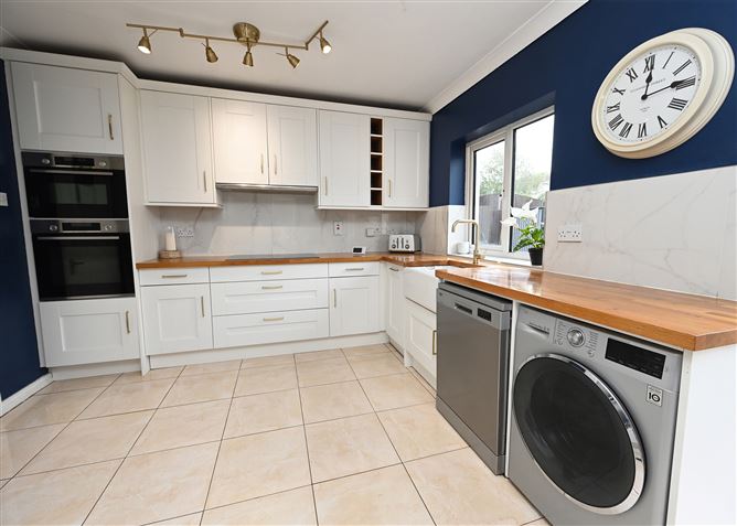 30 Upper Clevedon, Carrigaline, Cork