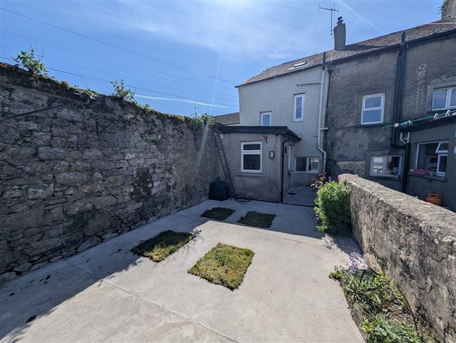 Photo 12 of 12 — 7 Friar Street, Nenagh, Co. Tipperary
