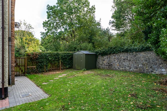 1 Sheena, Charleville Road, Tullamore, Co. Offaly