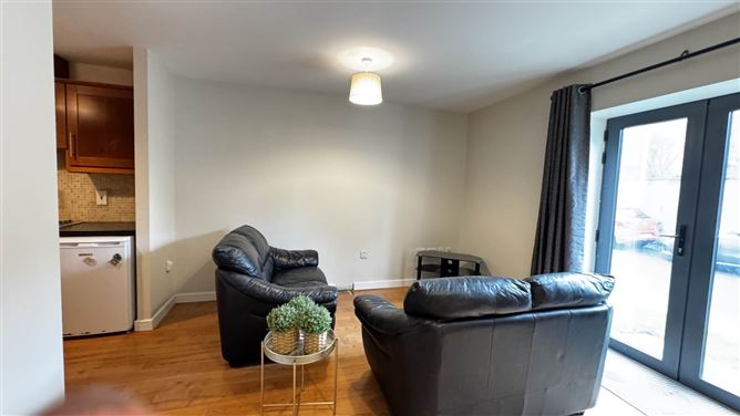 2 Nicholas Court, Dundalk, County Louth