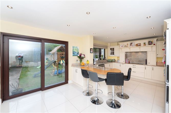 21 The Circle, Broadale, Maryborough Hill, Douglas, Cork