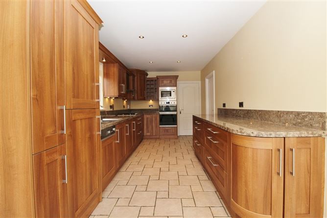 2 Talbot Court, Castleknock, Dublin 15