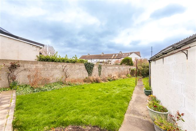 1 Beaumont Drive, Churchtown, Dublin 14