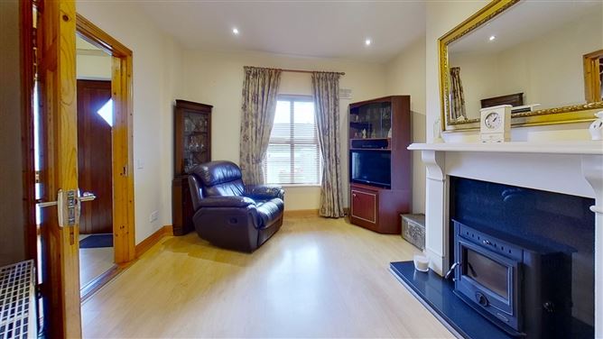 2 Marian View, Bohernasup, Ballina, County Mayo