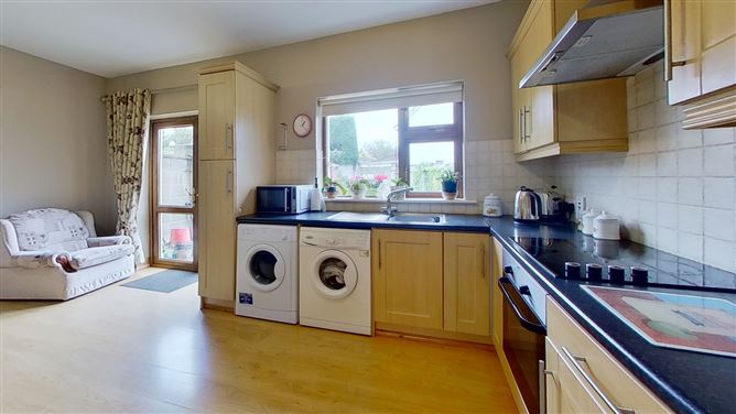 2 Marian View, Bohernasup, Ballina, County Mayo