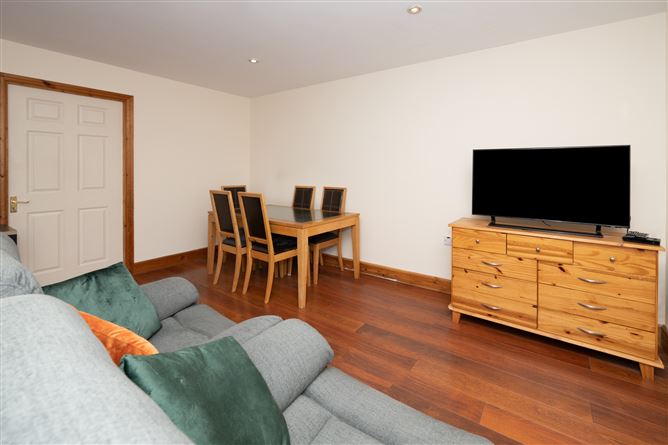 32 An Srutháin, Cúl Árd, Carrigtwohill, Cork