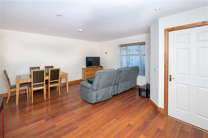 32 An Srutháin, Cúl Árd, Carrigtwohill, Cork