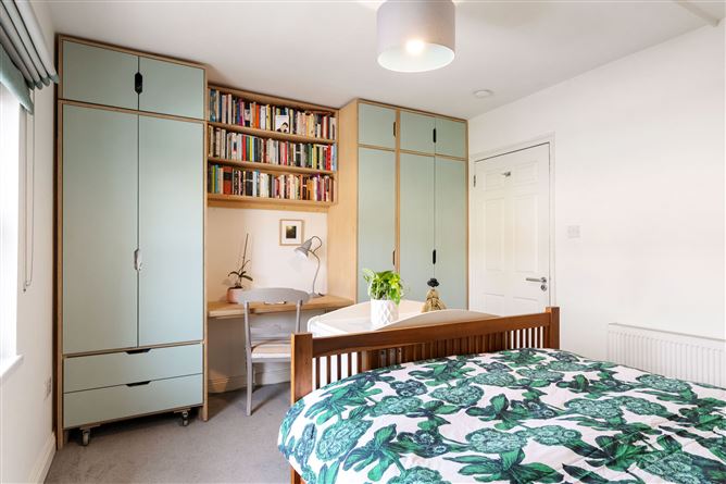 24 Geoffrey Keating Road, South Circular Road, Dublin 8