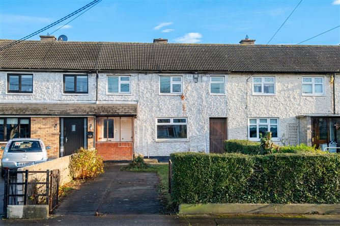 14 Adare Park, Coolock, Dublin 17