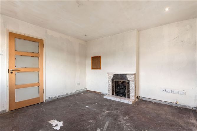14 Adare Park, Coolock, Dublin 17