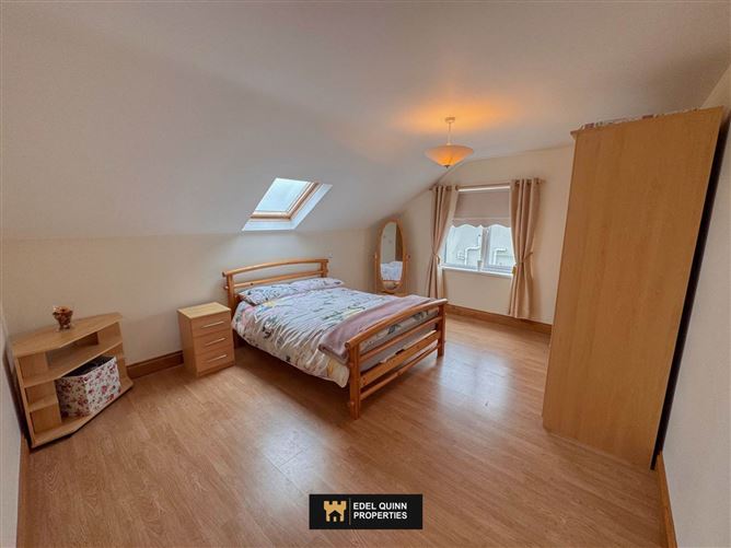 13 Roseville Heights, Killybegs, County Donegal