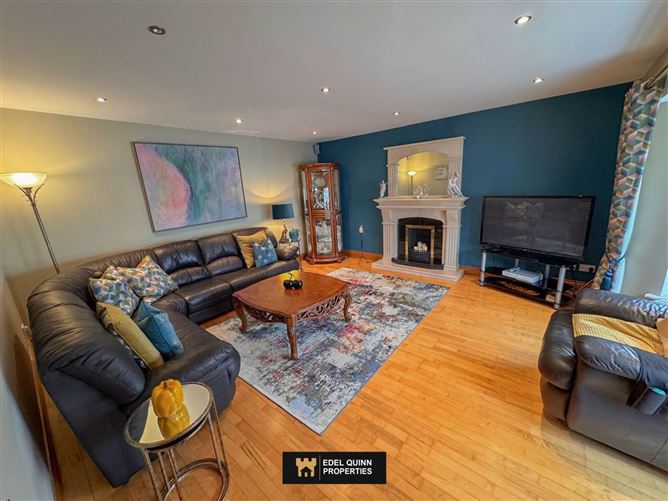 13 Roseville Heights, Killybegs, County Donegal