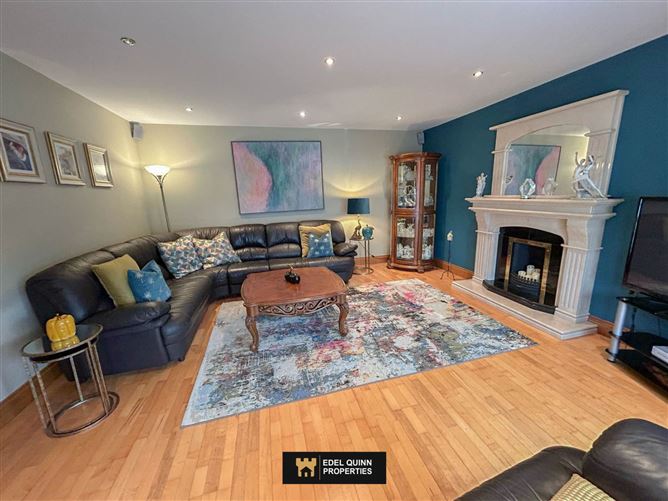 13 Roseville Heights, Killybegs, County Donegal