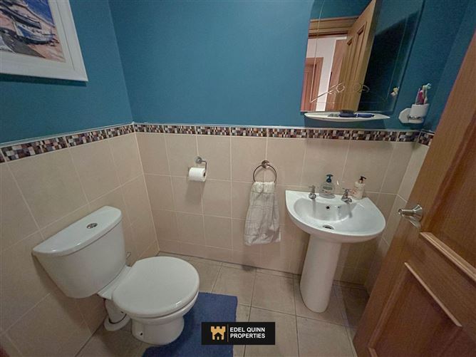 13 Roseville Heights, Killybegs, County Donegal