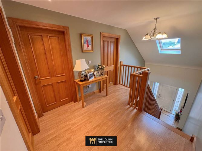 13 Roseville Heights, Killybegs, County Donegal