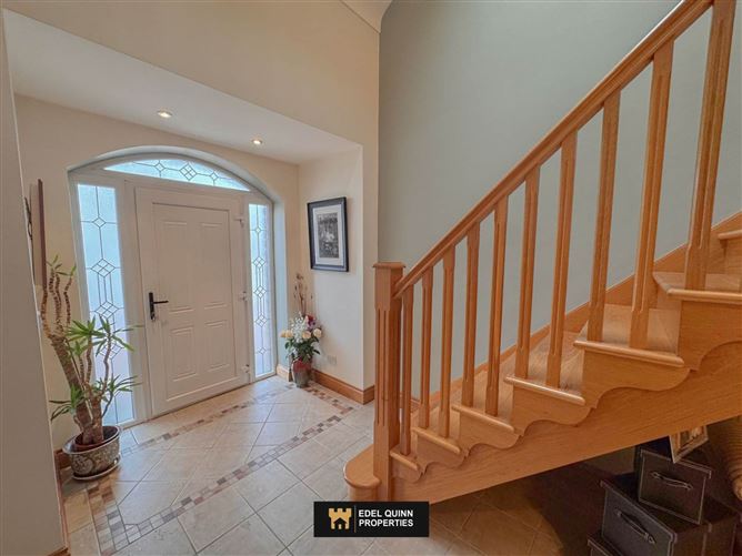 13 Roseville Heights, Killybegs, County Donegal