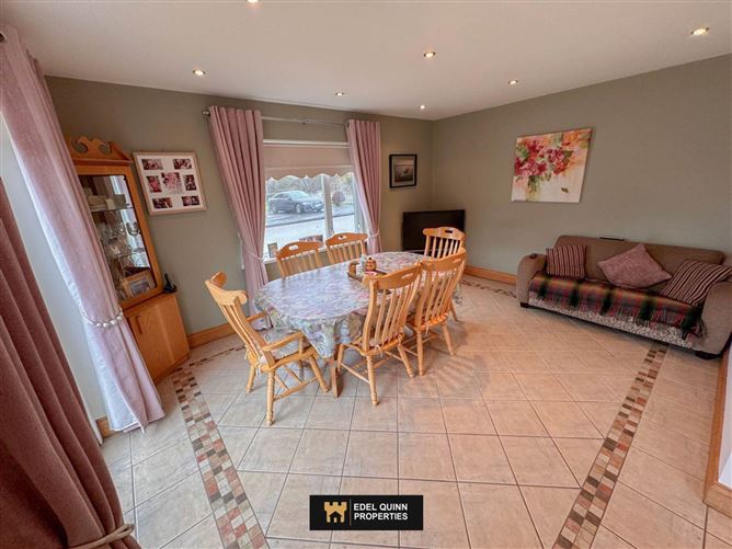 13 Roseville Heights, Killybegs, County Donegal
