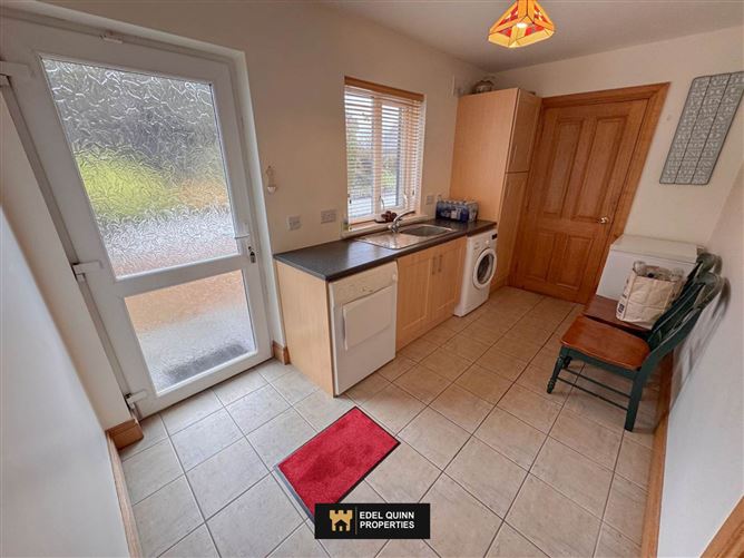 13 Roseville Heights, Killybegs, County Donegal