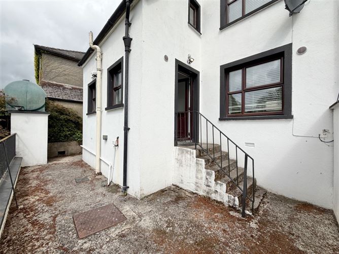 Photo 36 of 48 — 73 Maudlin Street, Kilkenny, Kilkenny