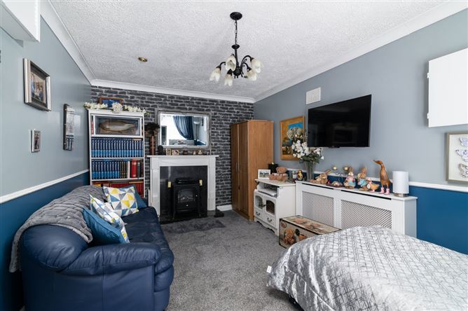 Nyumba, 17 Ashley Court, Tullamore, Co. Offaly
