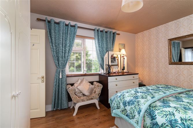 Nyumba, 17 Ashley Court, Tullamore, Co. Offaly