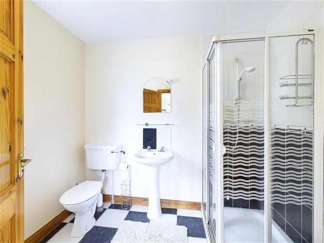 17 Gort na MBlath, Tulla Road, Ennis, Co. Clare