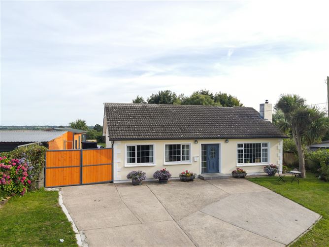 Scurlocksbush, Oylegate, Eniscorthy, Co. Wexford.