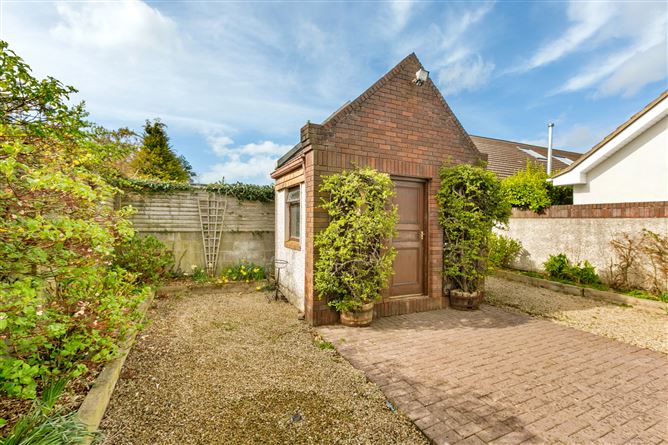 17a Riverside Drive, Castle Park, Rathfarnham, Dublin 14