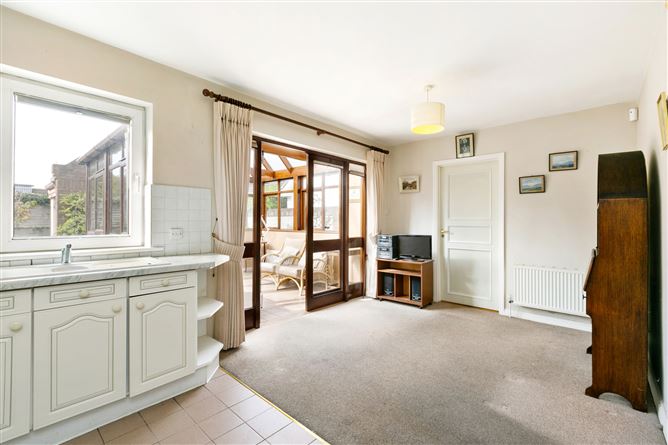 17a Riverside Drive, Castle Park, Rathfarnham, Dublin 14