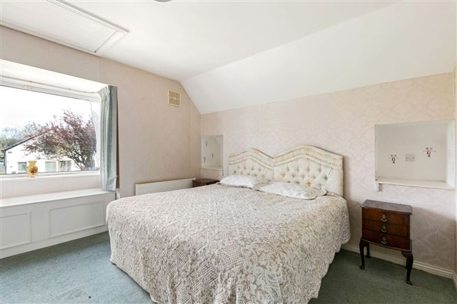 17a Riverside Drive, Castle Park, Rathfarnham, Dublin 14