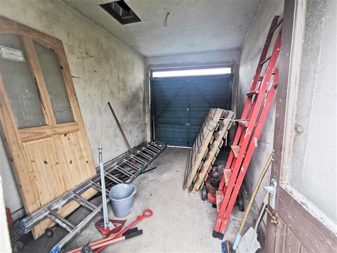 10 Willow Park, Ennis, County Clare