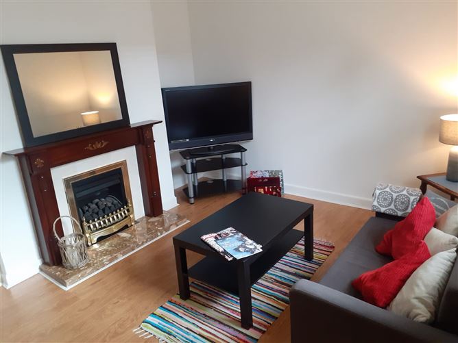 10 st Josephs square, Vernon Ave, Clontarf, Clontarf,   Dublin 3, D03AC80