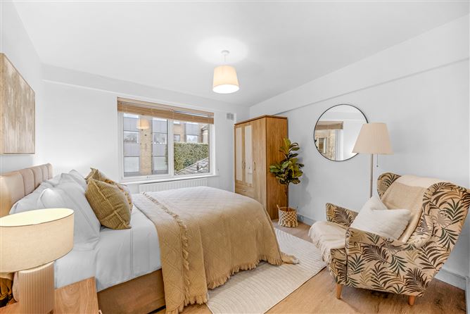 2 Herbert Mews, Baggot Lane, Ballsbridge, Dublin 4