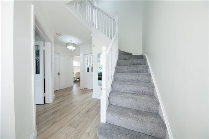 https://photos-a.propertyimages.ie/media/0/8/3/4998380/7a7f8beb-ab3b-4c26-b5c6-9afbd135febc_l.jpg