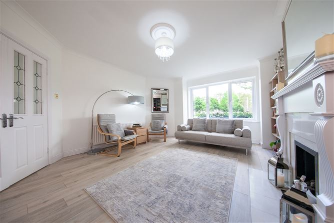 https://photos-a.propertyimages.ie/media/0/8/3/4998380/7a7f8beb-ab3b-4c26-b5c6-9afbd135febc_l.jpg