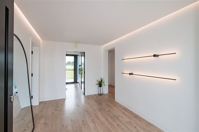 https://photos-a.propertyimages.ie/media/0/8/3/5004380/ba7bab1f-8c9a-47ba-878e-3e6d1b74b809_l.jpg